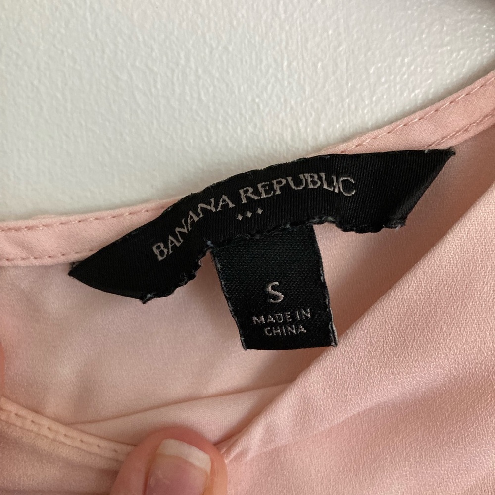 Elegant Pink Ruffle Top - Picture 2 of 3